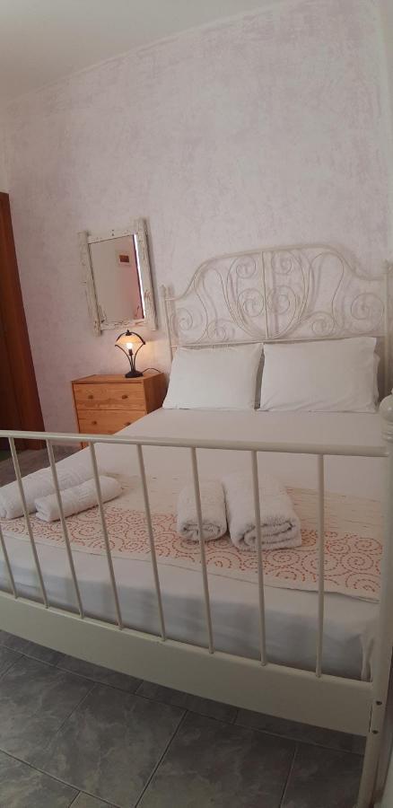 Villa Spyros Santorini بيريسا المظهر الخارجي الصورة